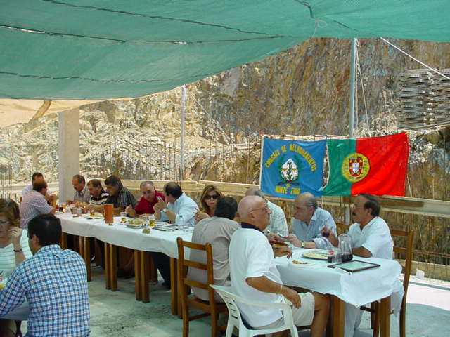Almoço comemorativo dos 59 anos da Comissão de Melhoramentos de Monte Frio no Monte Frio no Sábado, 12 de Agosto de 2006