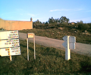 Caixa do correio do cemitério do Monte Frio no Sábado, 1 de Janeiro de 2005