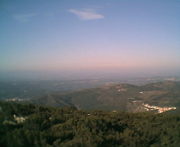 Paisagem a partir do pico da Picota vista de sul para norte na Terça-feira, 13 de Dezembro de 2005